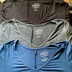 TORRID - FAVORITE TUNIC SUPER SOFT V-NECK TUNIC TEE - BUNDLE OF 3